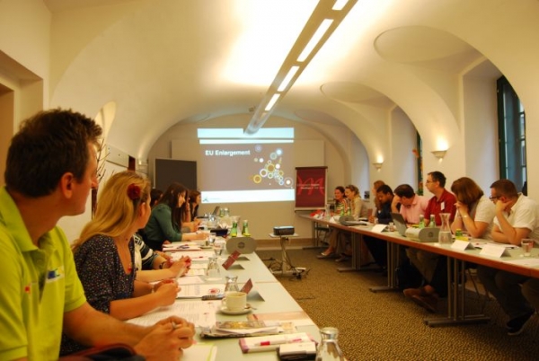 PRINCE “CIVIL TRUST BUILDING” PROJECT: MID-TERM EVALUATION MEETING - VIENNA 24/25 JUNE